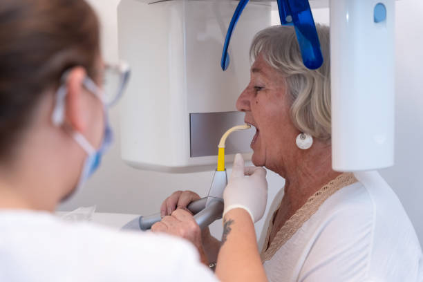Best Emergency Dentist for Knocked-Out Tooth in Itasca, IL
